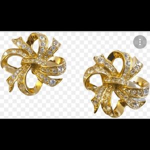 KJL FOR AVON Earrings large swirl ribbon rhinestone clip ons